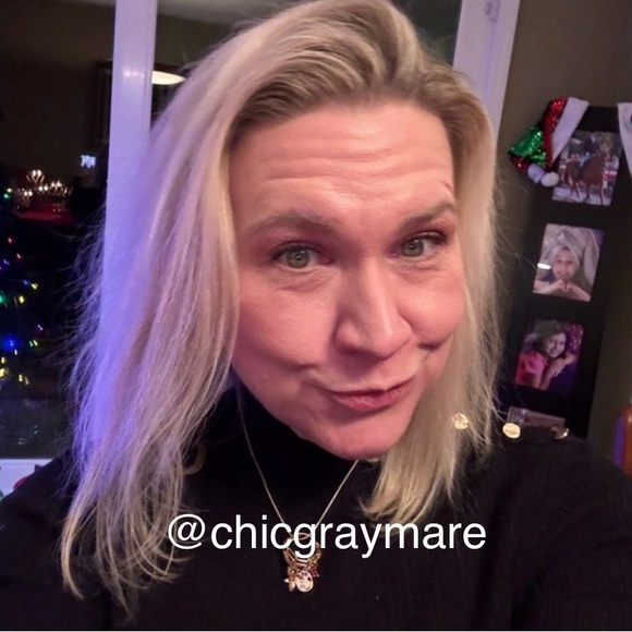 11/2/2025 Come Ride The Beauty Train 🚂 - Picture 6 of 7